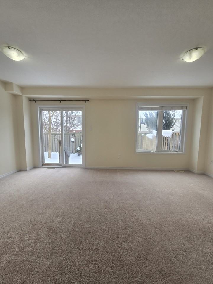 90 Sovereigns Gate #29 - Photo 7 of 20