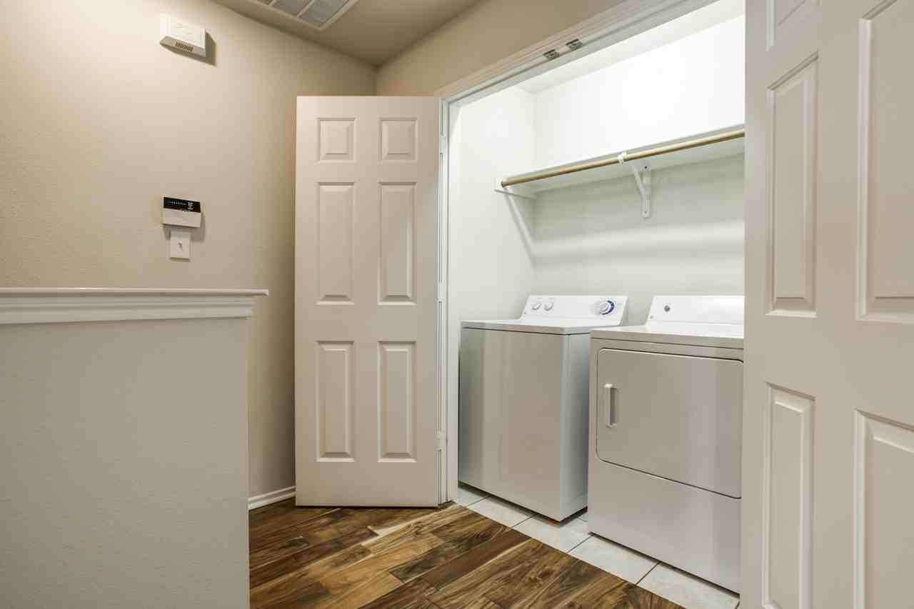 3127 Waits Ave #103 - Photo 6 of 15