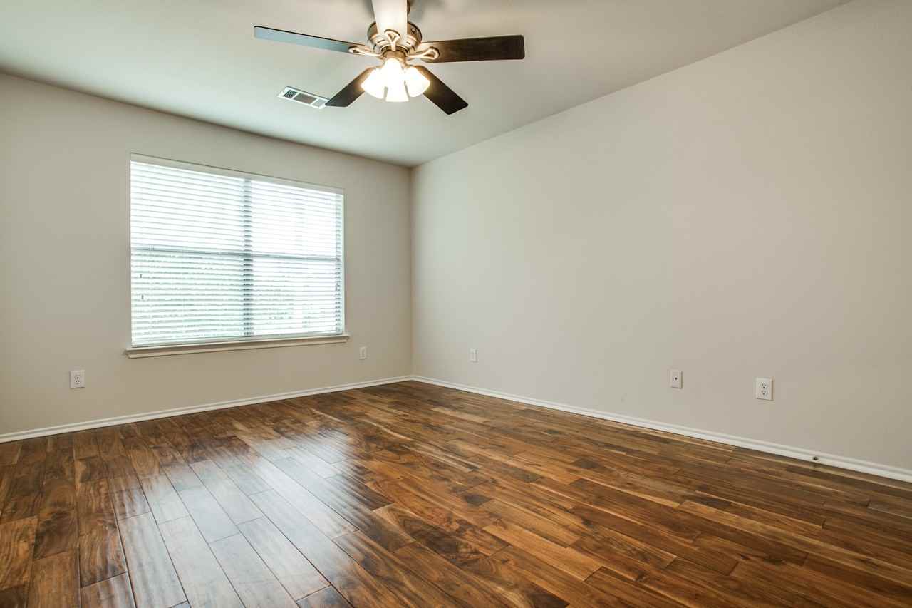 3127 Waits Ave #103 - Photo 5 of 15