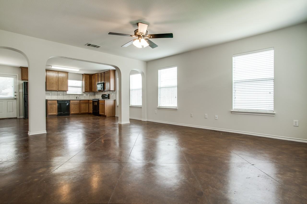 3127 Waits Ave #103 - Photo 7 of 15