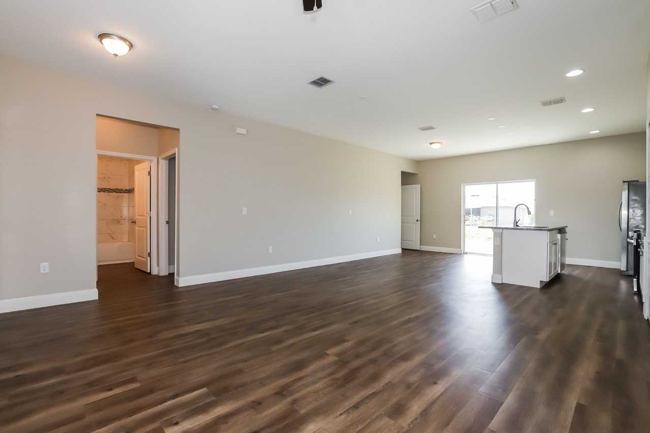 708 Martin Ln - Photo 5 of 16
