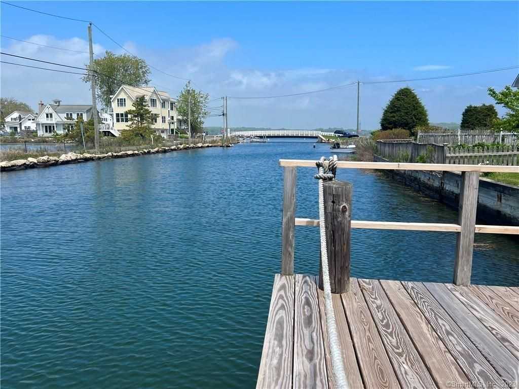 10 Spriteview Ave - Photo 3 of 19