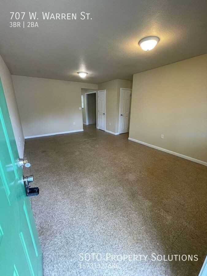 707 Warren St - Photo 2 of 13