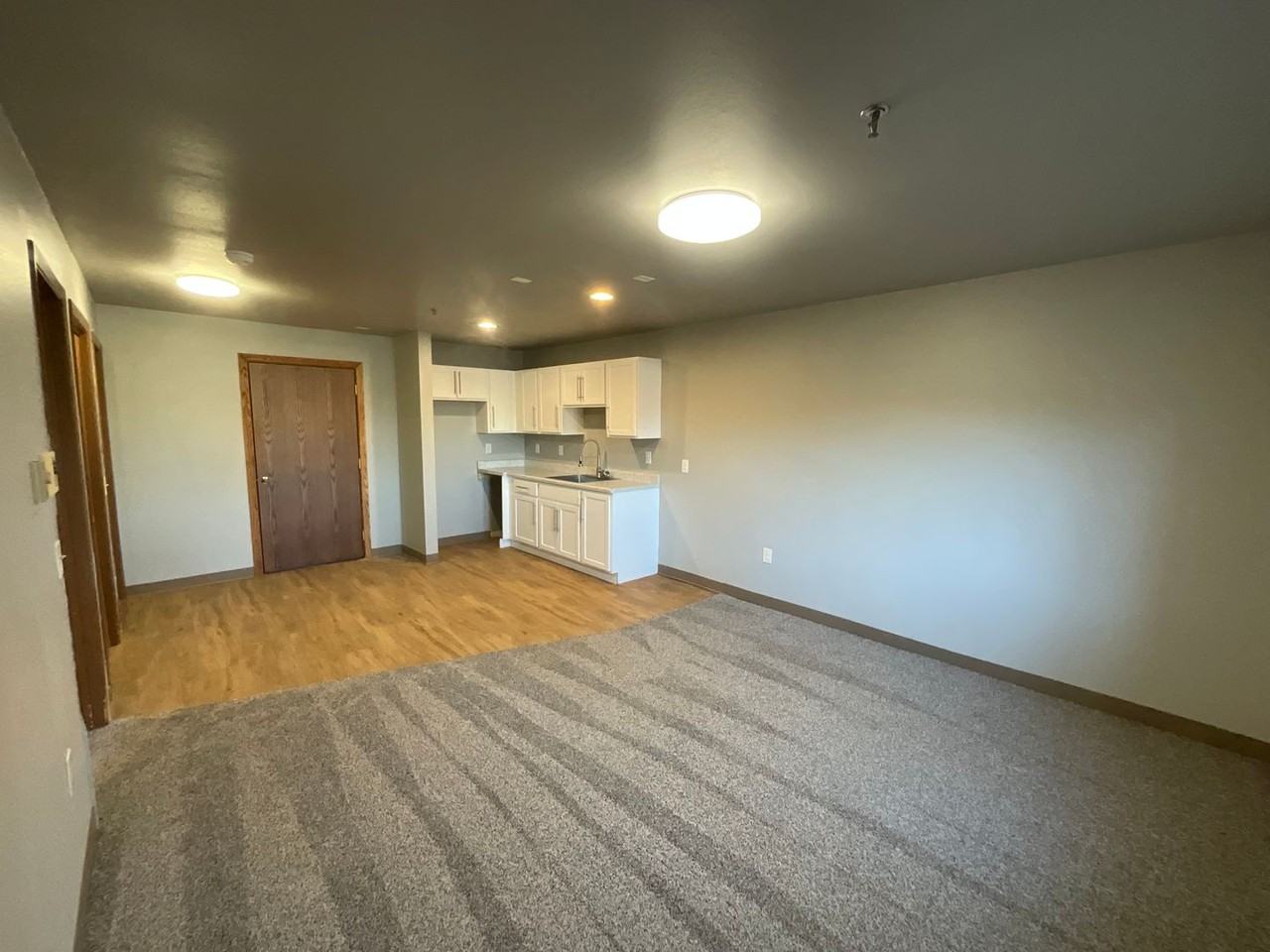 1038 Fond du Lac Ave - Photo 3 of 16