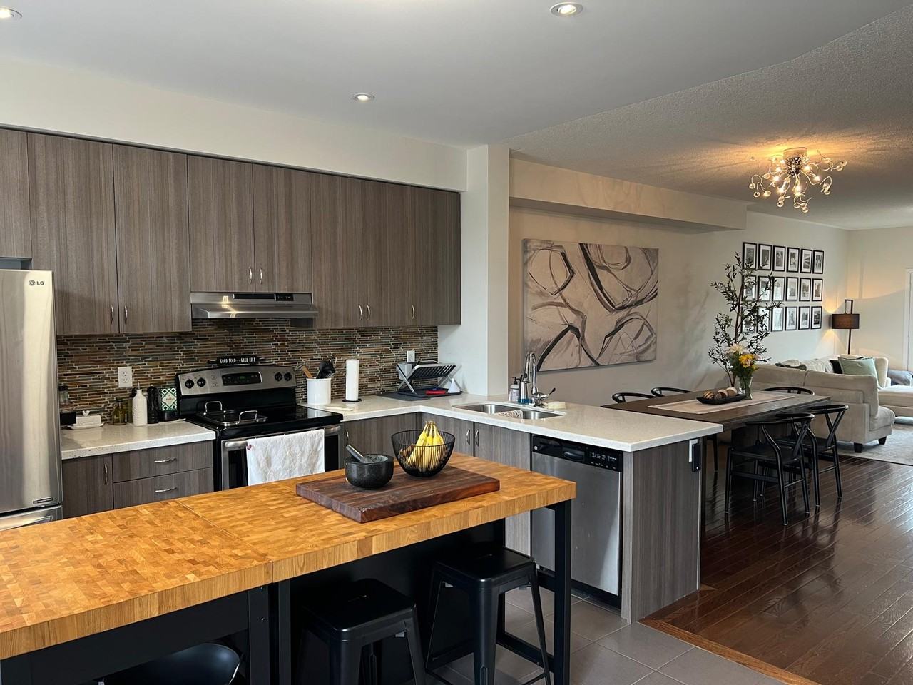 1129 Haig Boulevard #5 - Photo 4 of 18