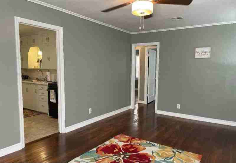 2320 Elmira St - Photo 3 of 10