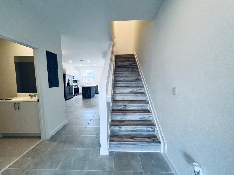 17956 Swst - Photo 4 of 50