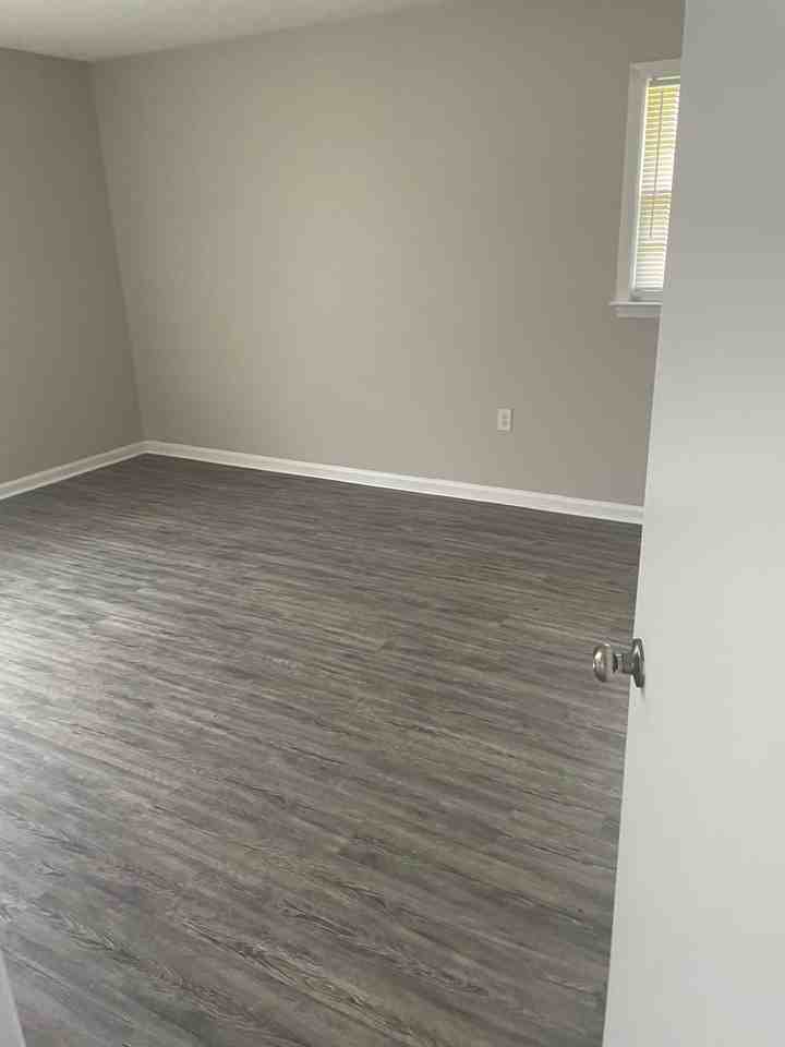 624 Marlee Drive - Photo 6 of 8