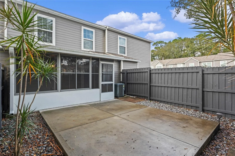 505 Shadow Glenn Pl - Photo 2 of 19