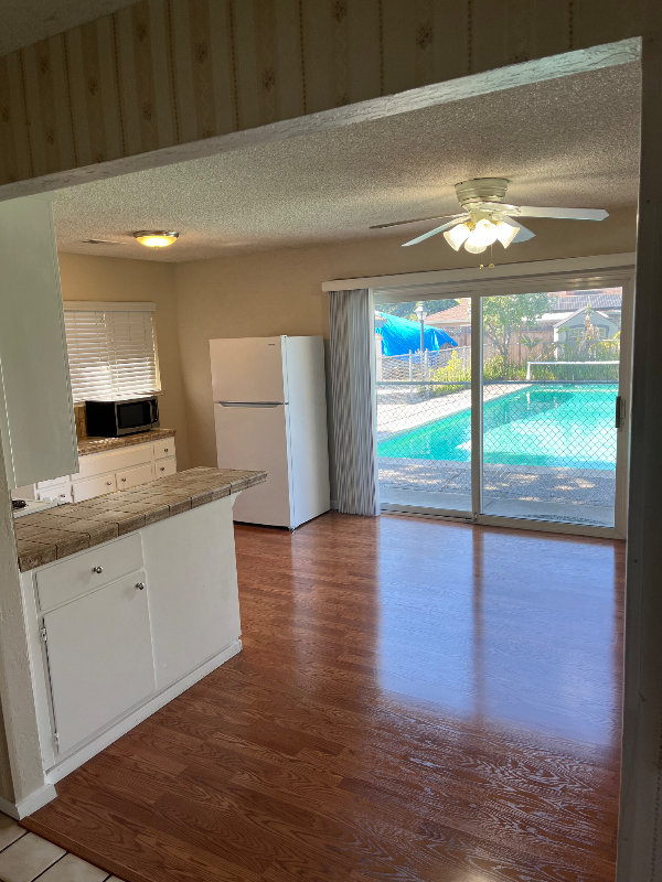 3533 Woodford Dr - Photo 3 of 15