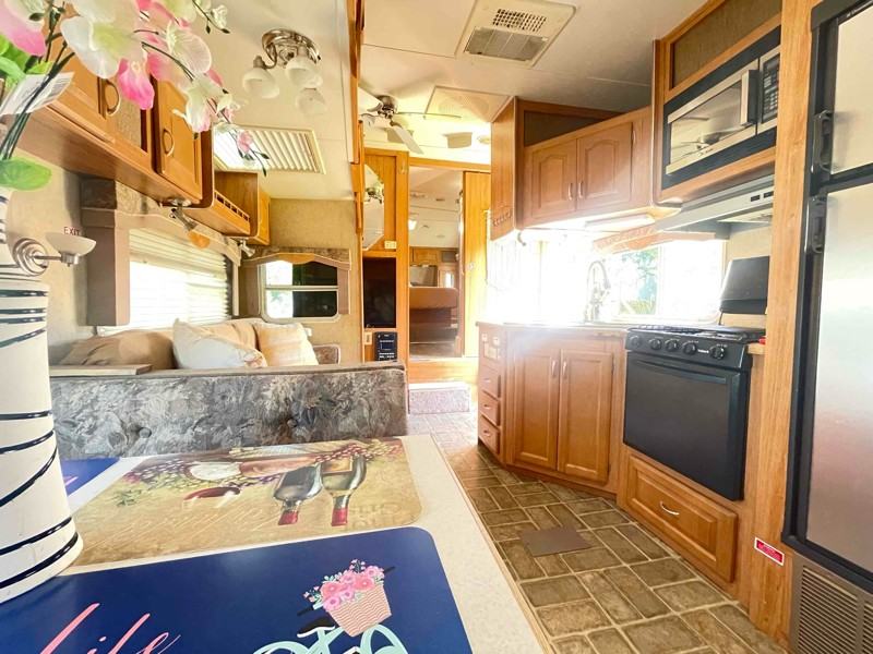 1 National Avenue - Photo 3 of 20