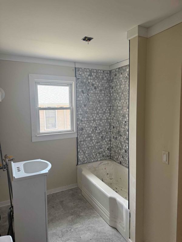 212 Cedar Ln - Photo 3 of 8