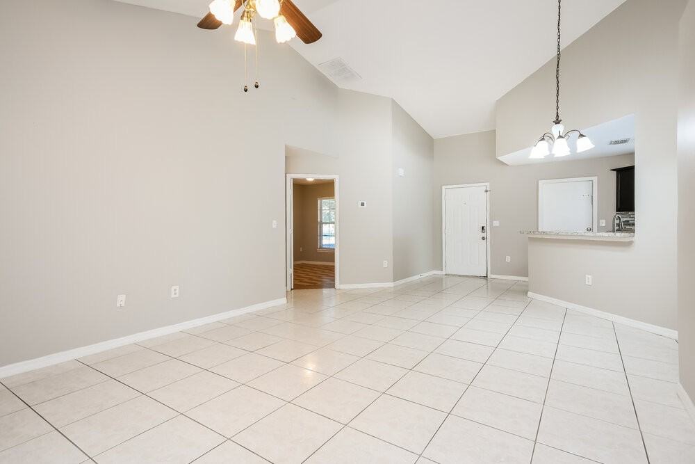 3356 Kelsey Ln - Photo 6 of 16