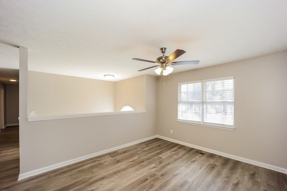 295 Widgeon Dr - Photo 5 of 17
