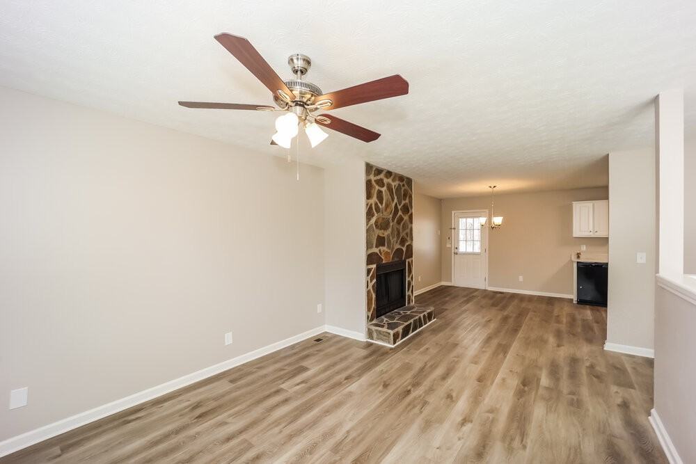 295 Widgeon Dr - Photo 6 of 17