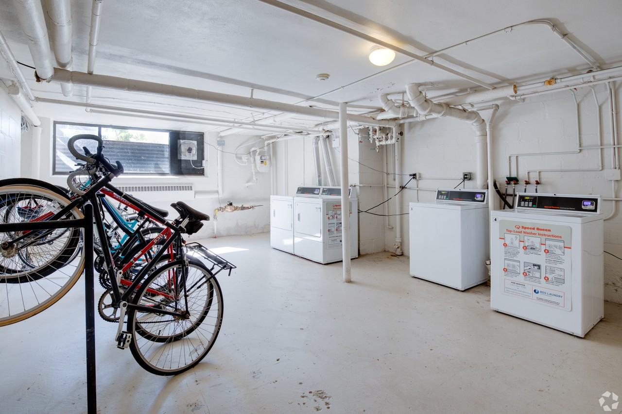 East River Terrace - Photo 5 of 7