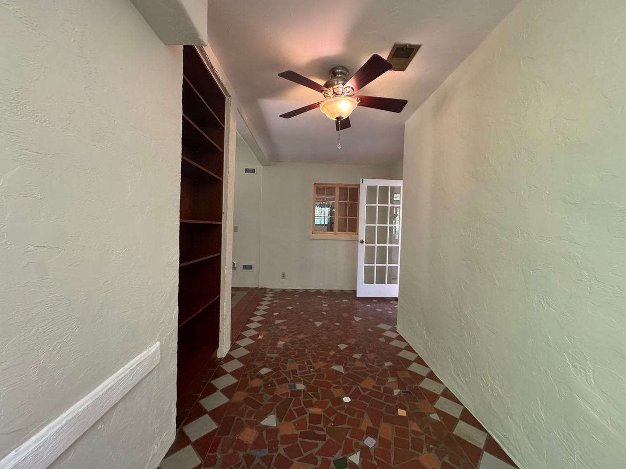 2616 Sw 4th Pl - Photo 6 of 31