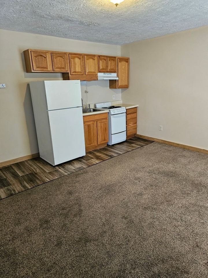 UNDER NEW MANAGEMENT - Photo 3 of 20