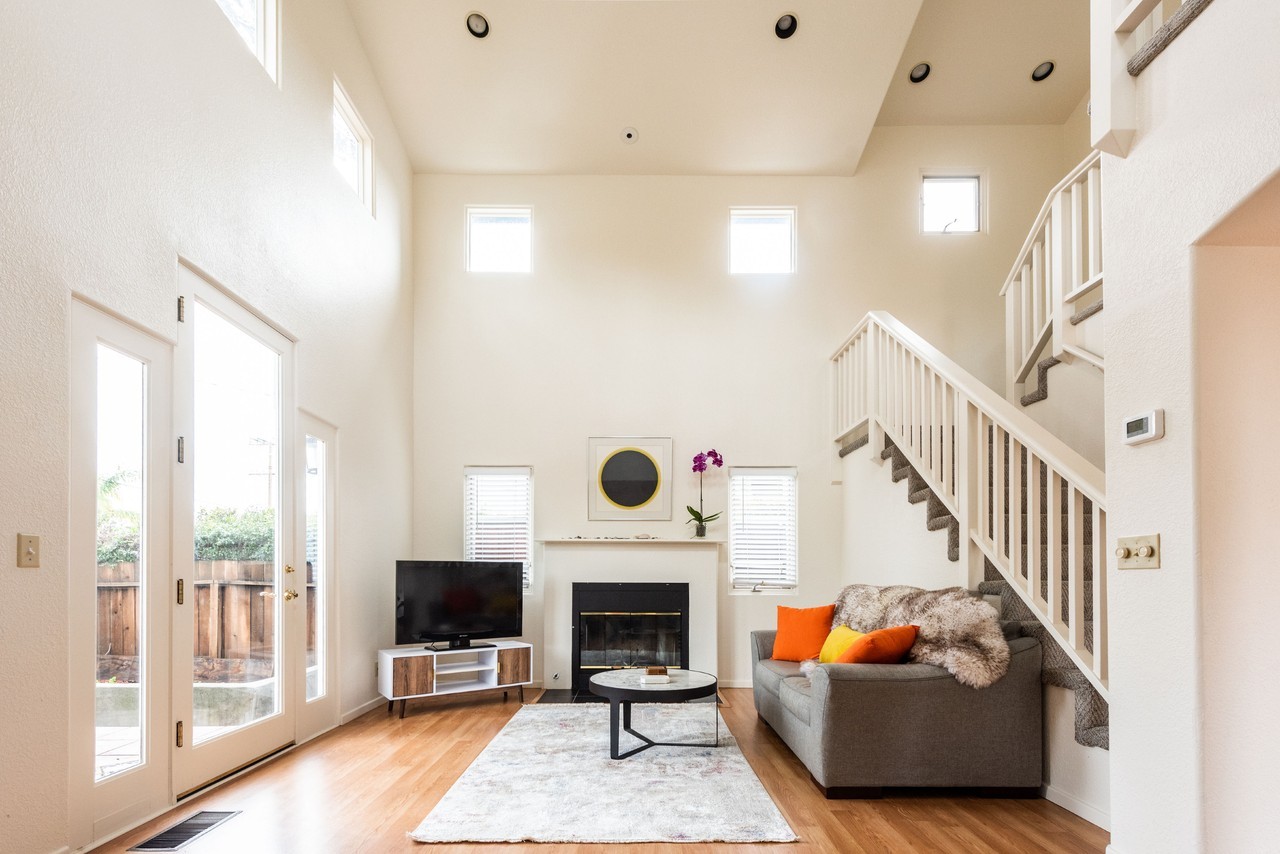 107 W Quinto St #NA - Photo 2 of 10