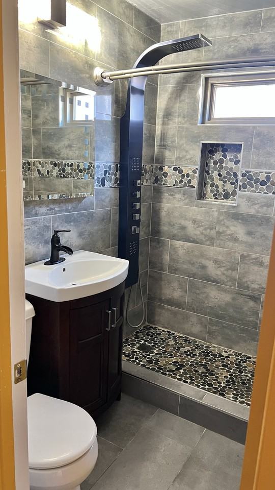 2616 Sw 68th St #NA - Photo 3 of 5