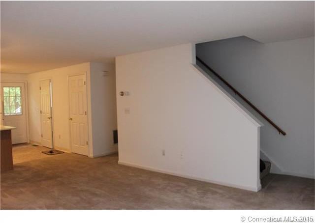 11 Periwinkle Ln #11 - Photo 3 of 19