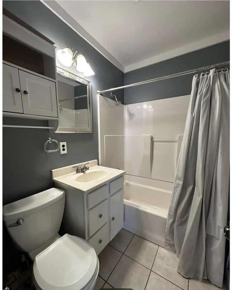 1208 E Charleston Dr #NA - Photo 5 of 9