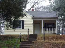 1020 Lindsay St - Photo 1 of 1