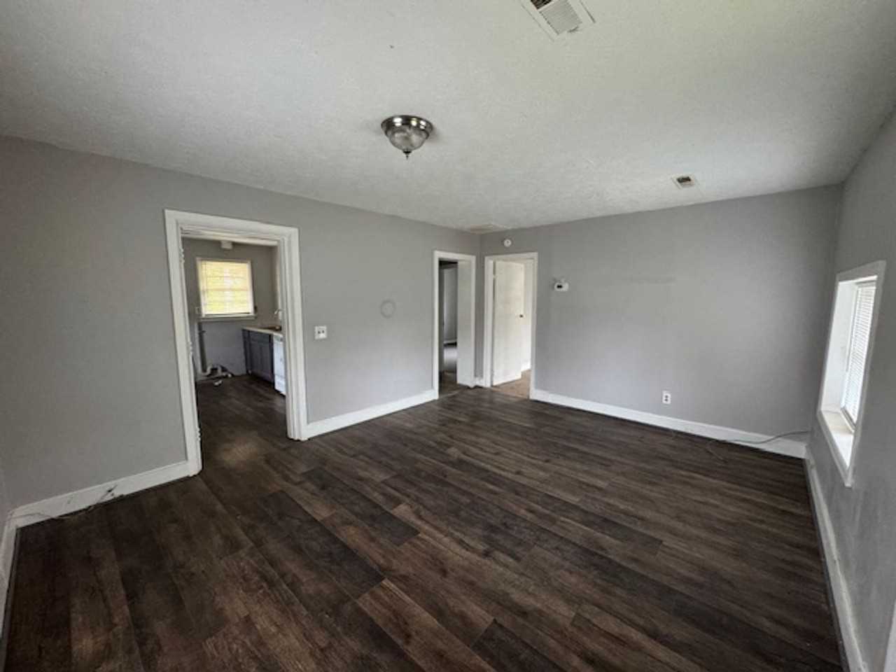 2200 Hanover St - Photo 2 of 9