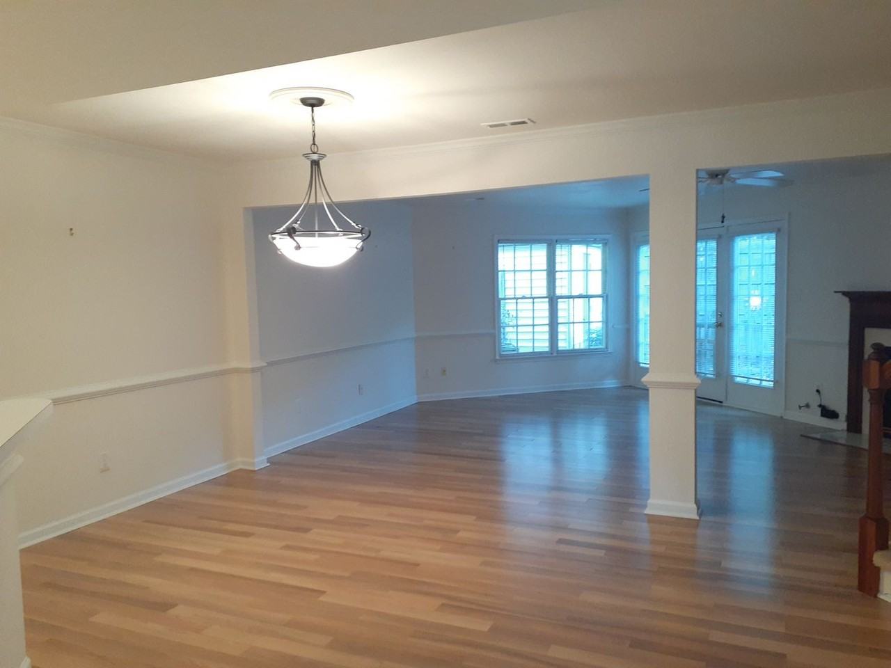 195 Wellesley Dr - Photo 2 of 16