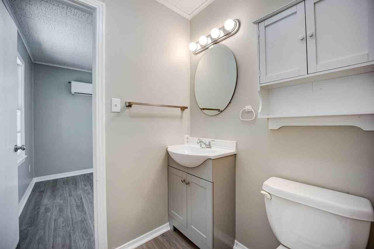1108 N 36th St - Photo 4 of 23