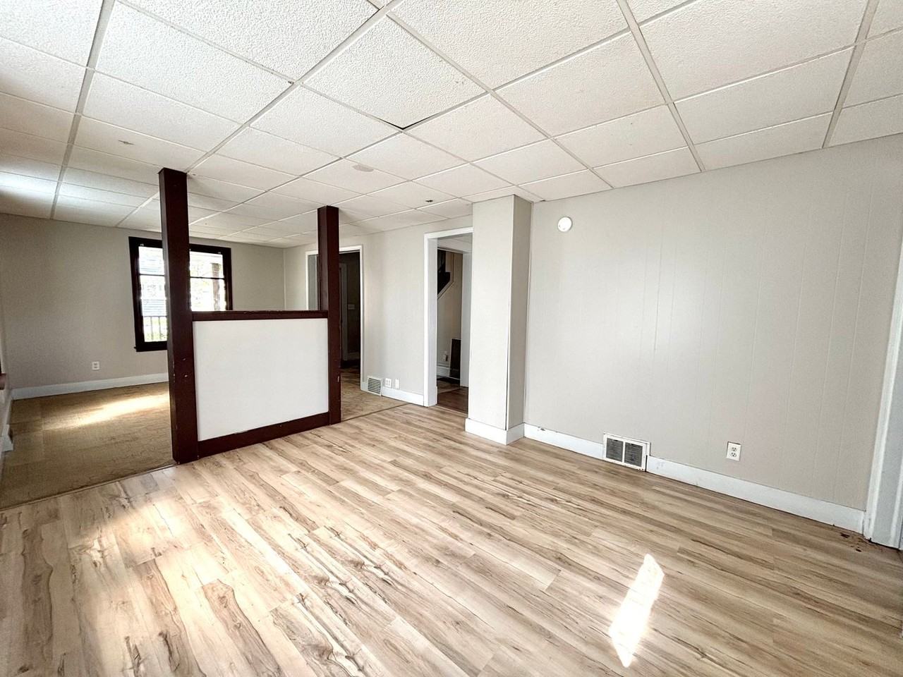 1422 E Stockbridge Ave - Photo 2 of 10