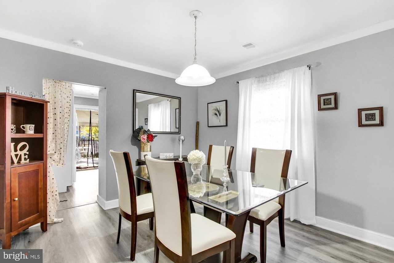 662 York St - Photo 6 of 28