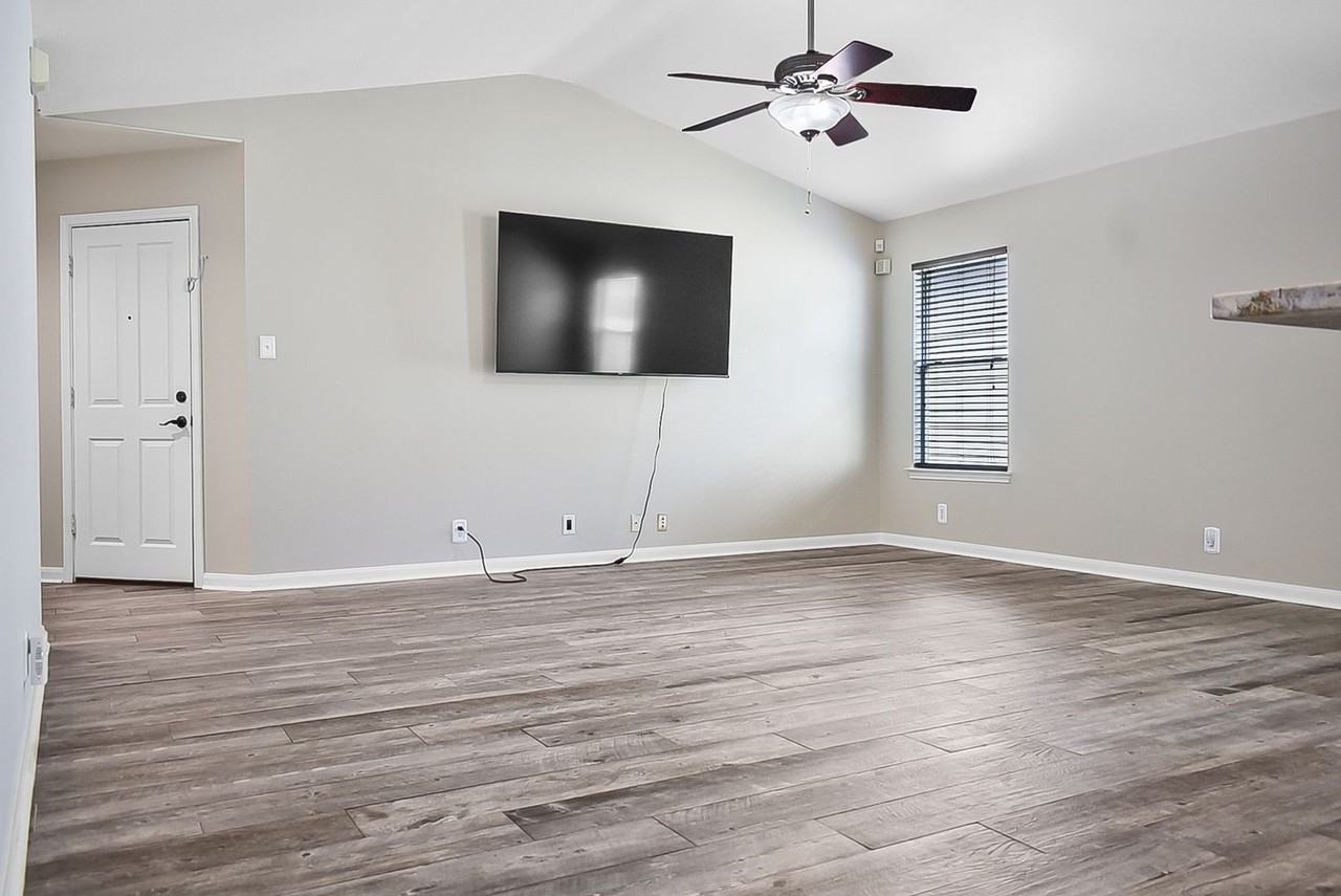 10003 Magnolia Riv - Photo 6 of 23
