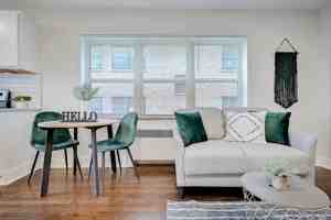 featured image of 2626 Victory Pkwy