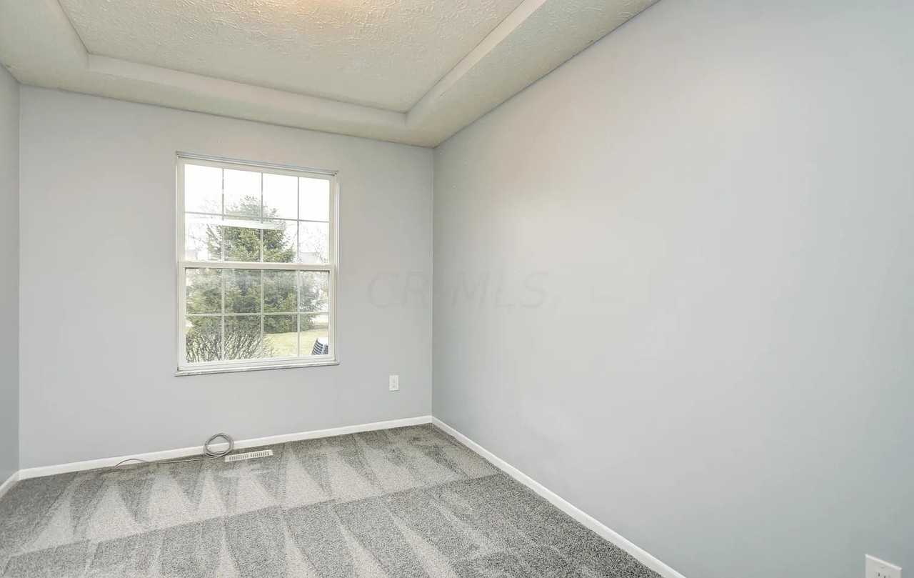 846 Thornapple Grv #NA - Photo 6 of 32