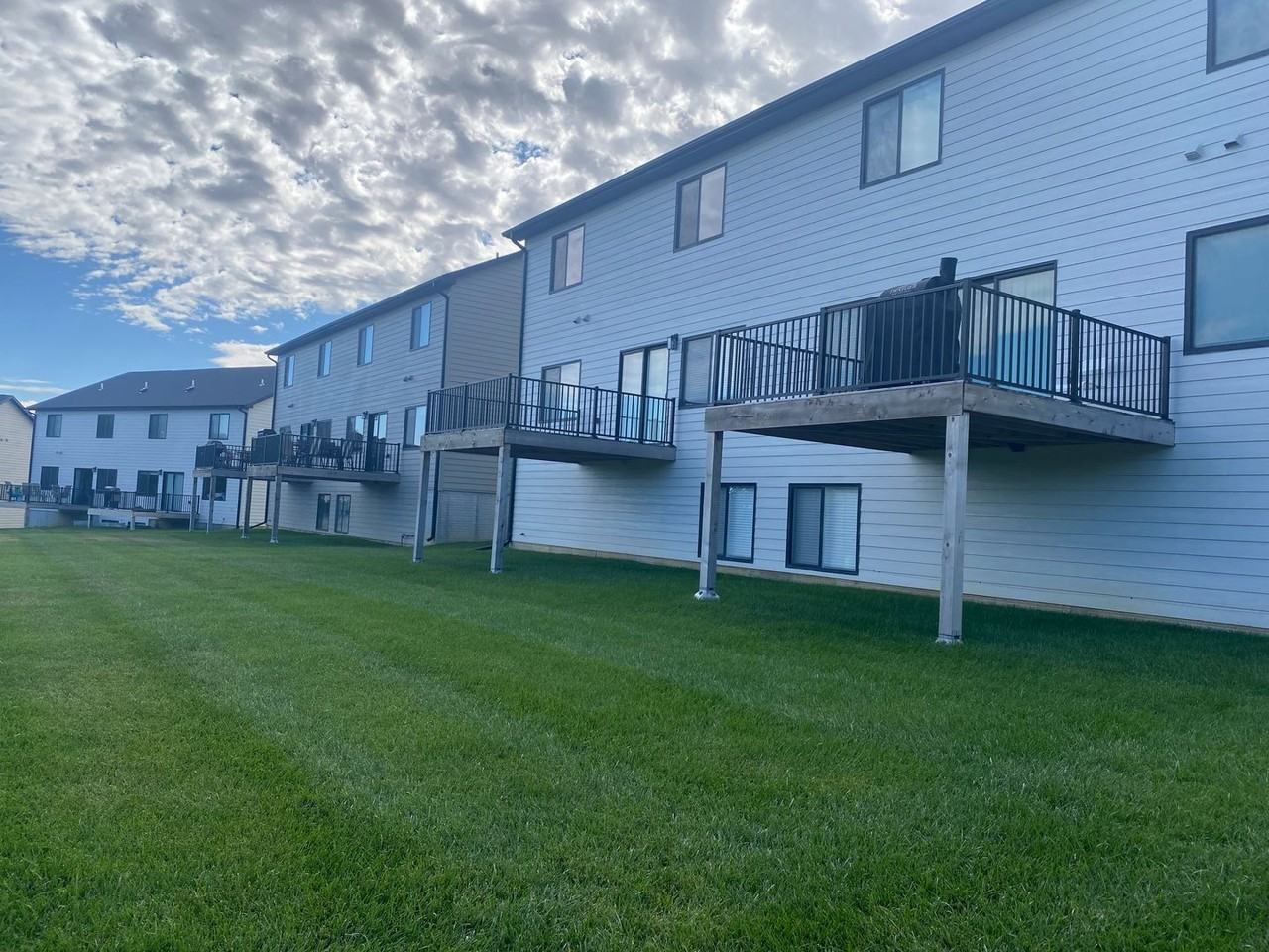 Briarhurst - Photo 3 of 40