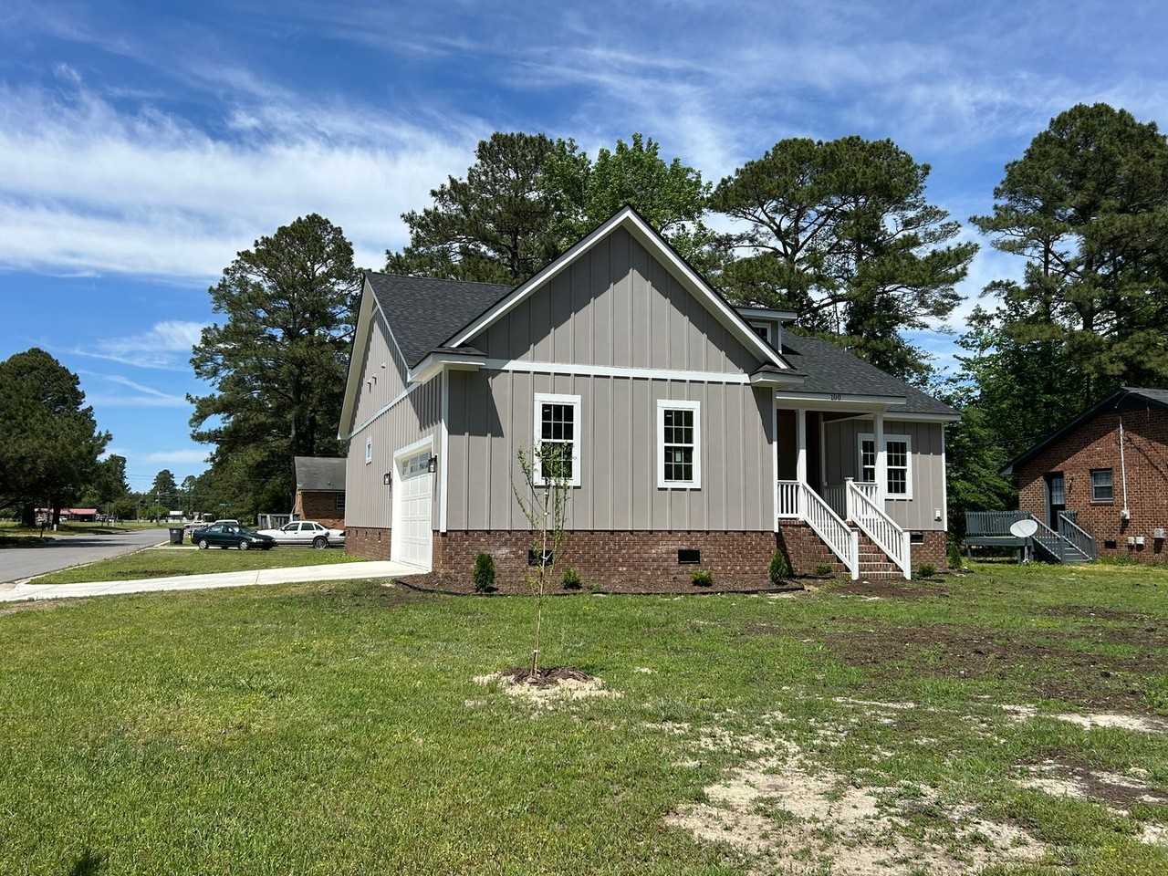 100 Nora Ln - Photo 2 of 33