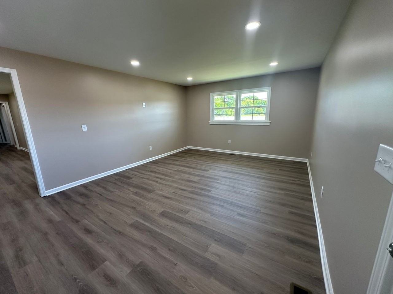 3925 Highway 231 N - Photo 2 of 28