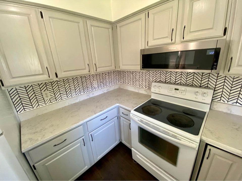 3435 Charlotte Dr #NA - Photo 7 of 26