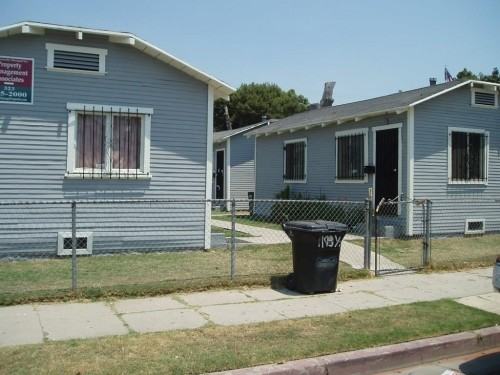 1199 W 37th Dr #1-1 - Photo 2 of 7