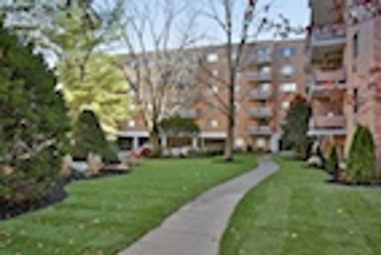 Brentwood Realty Partners LLC - Photo 6 of 10