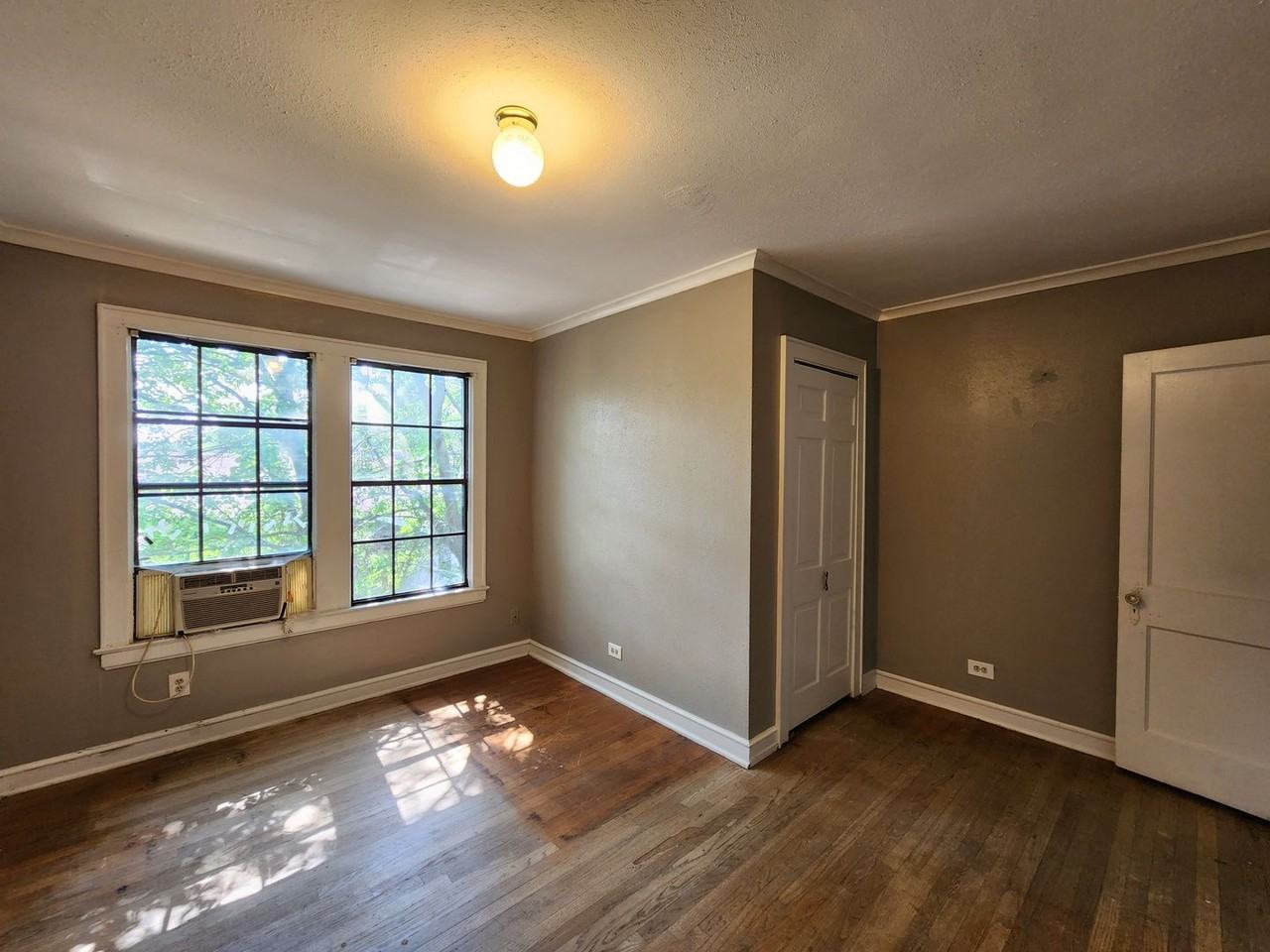 211 Merrick St - Photo 7 of 7