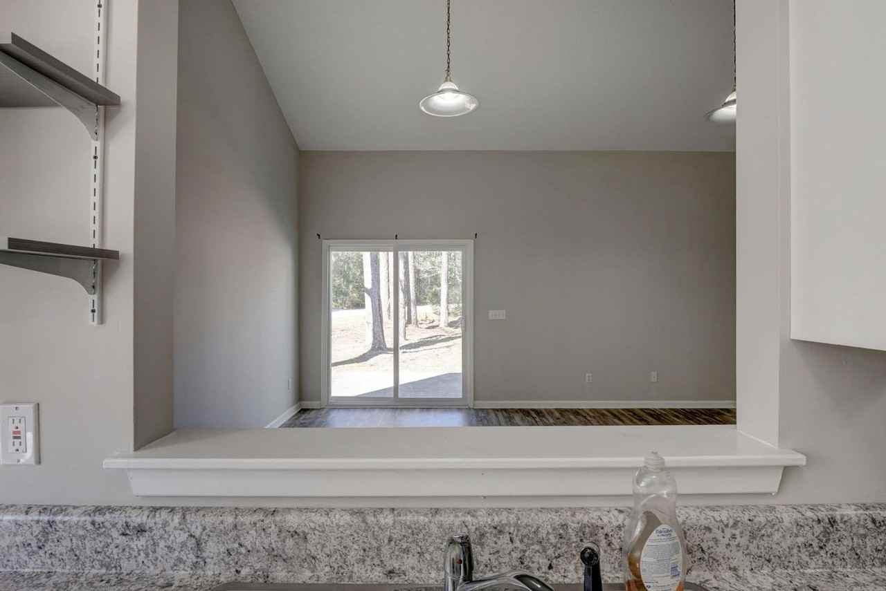 144 Charter Dr - Photo 6 of 19