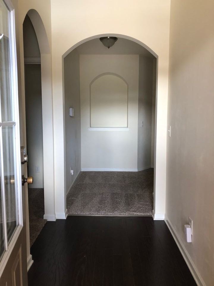 2405 Folsom St - Photo 2 of 26