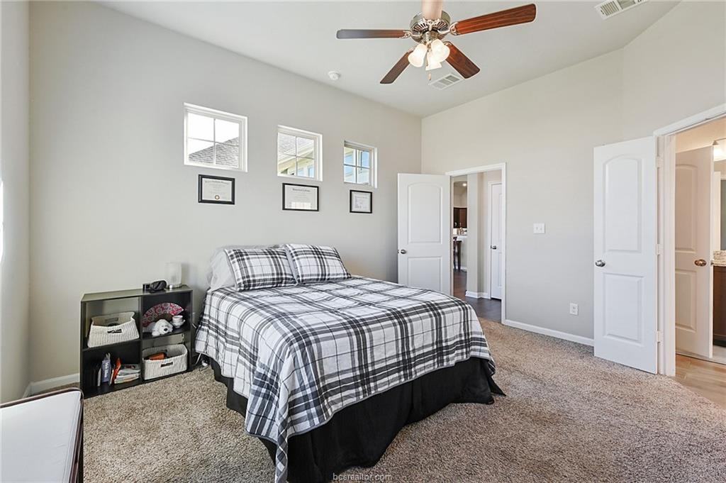 2004 Stubbs Dr - Photo 6 of 21