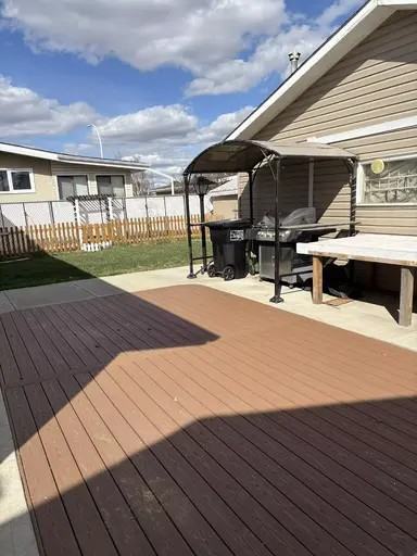 13819 86 St Nw - Photo 2 of 6