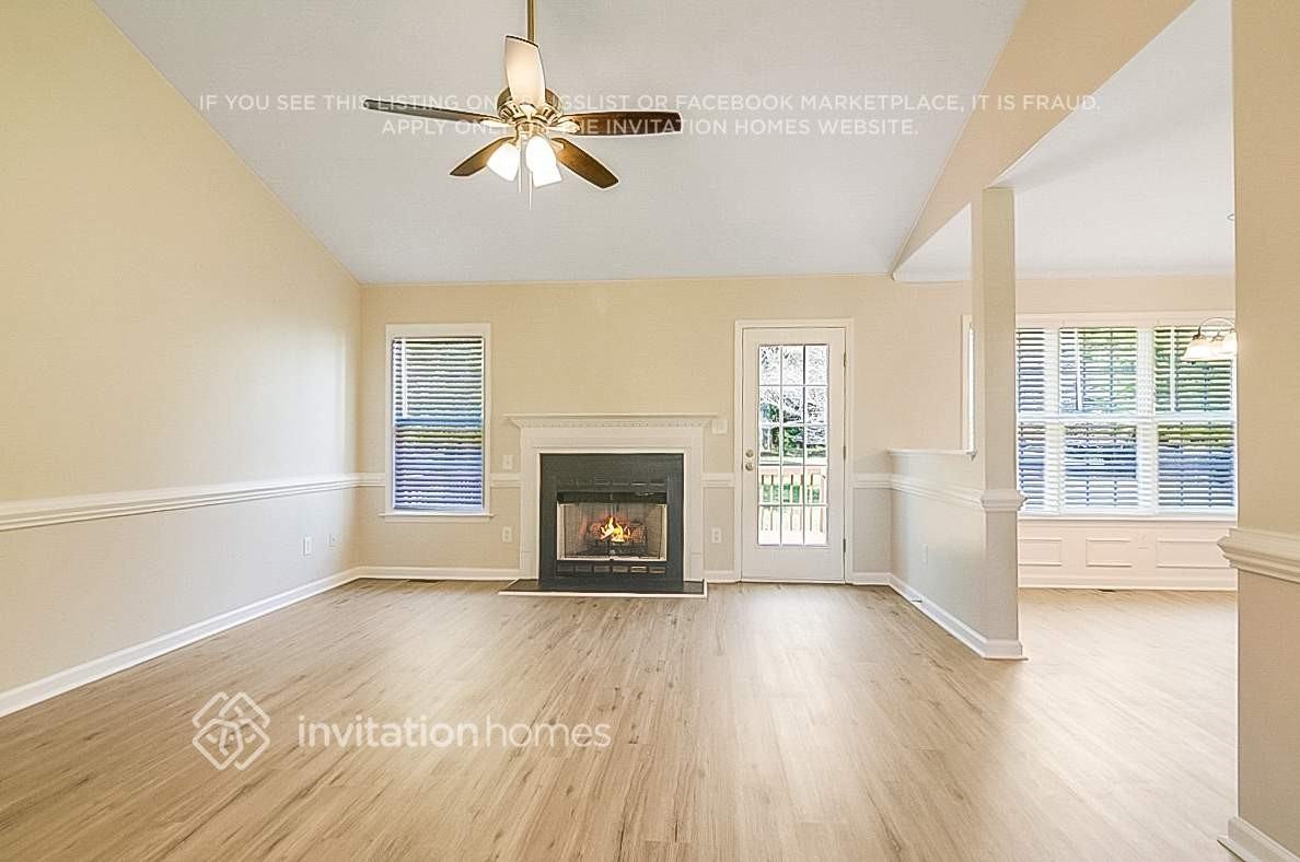 119 Woodsorrell Ct - Photo 4 of 22