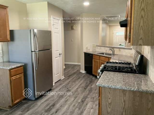 4330 Spoonbill Dr - Photo 6 of 15