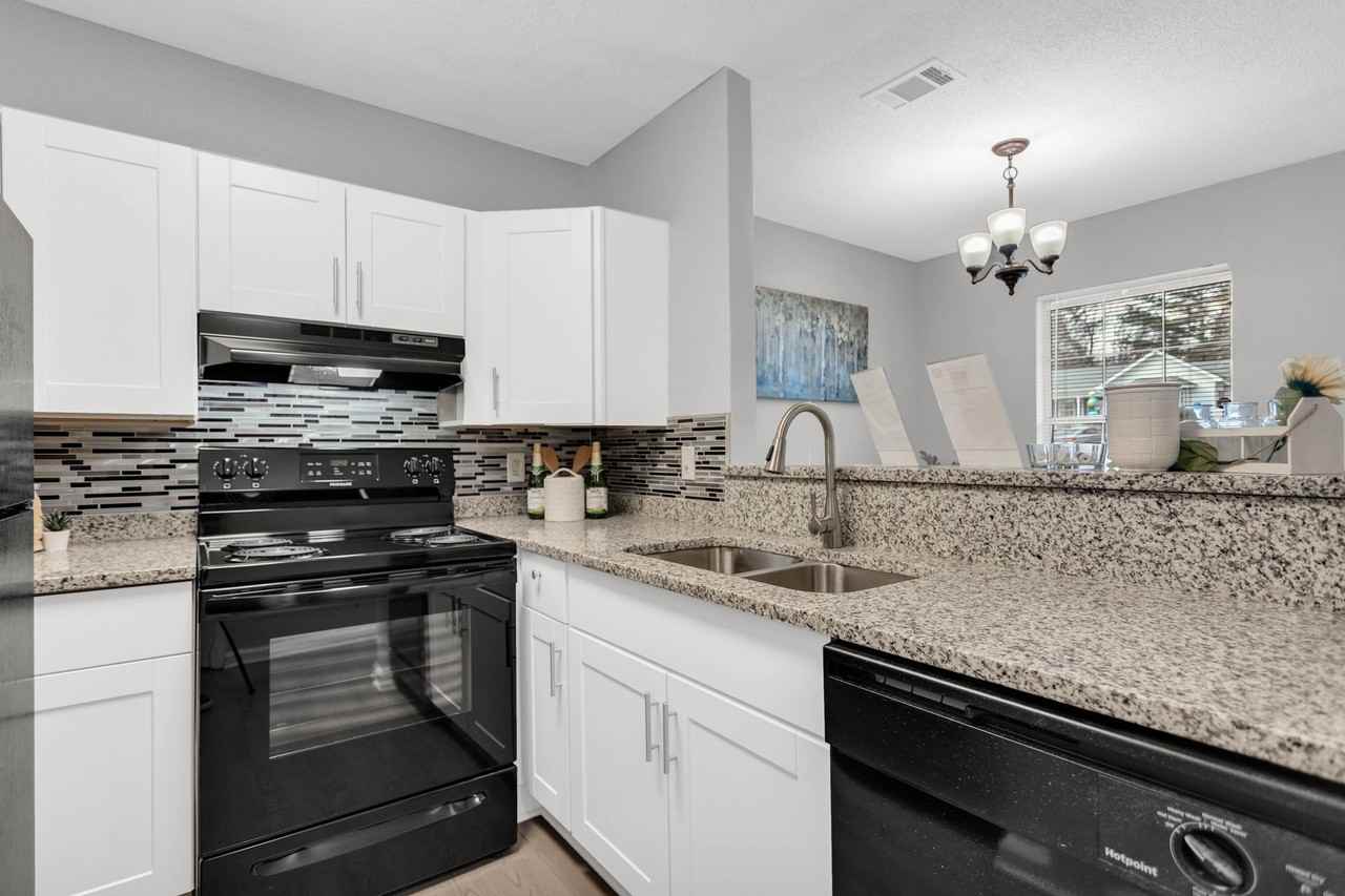 Villas at Autumn Hills - Photo 7 of 50