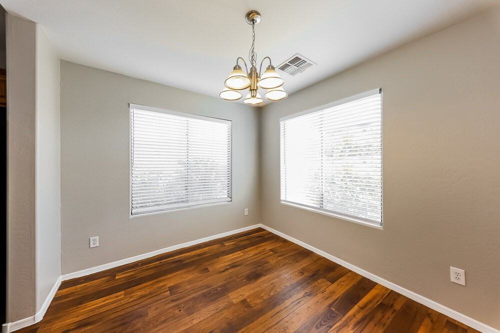 2040 S 86th Ln - Photo 5 of 16